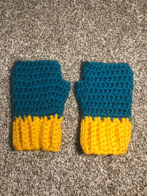 Child Fingerless Gloves (two tone)